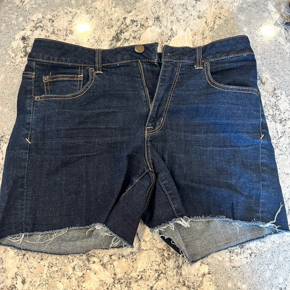 American Eagle Super Stretch midi short